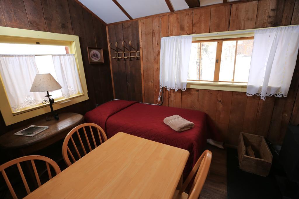 The Cabins At Historic Columbine Clark Exteriör bild